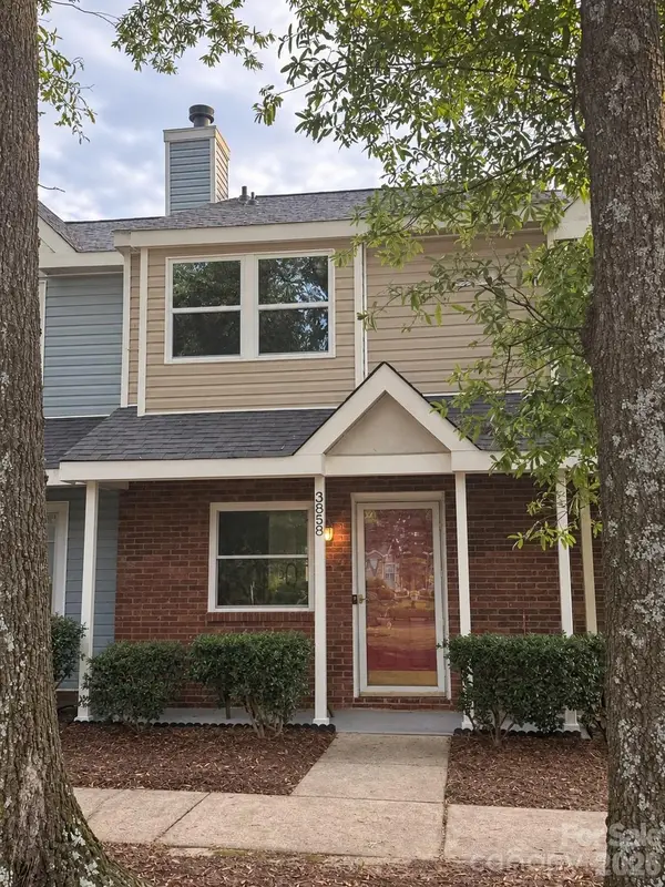 3858 Mosscroft Lane #1702, Charlotte, NC 28215