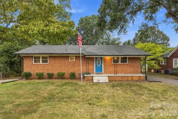 1094 Union Street S, Concord, NC 28025