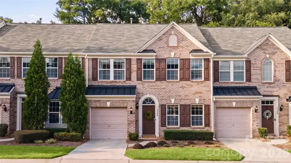 3304 Park South Station Boulevard, Charlotte, NC 28210