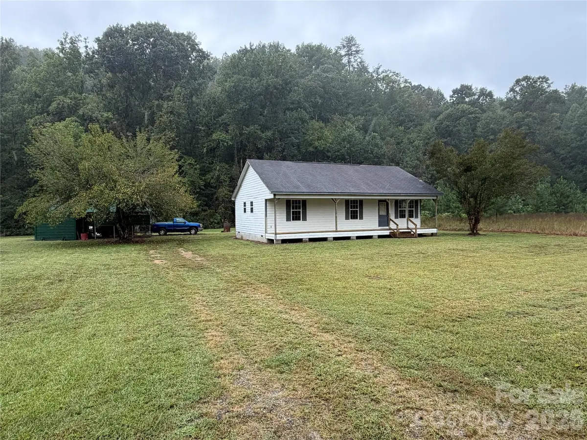 4552 S Mountain Park Avenue, Connelly Springs, NC 28612 - #1
