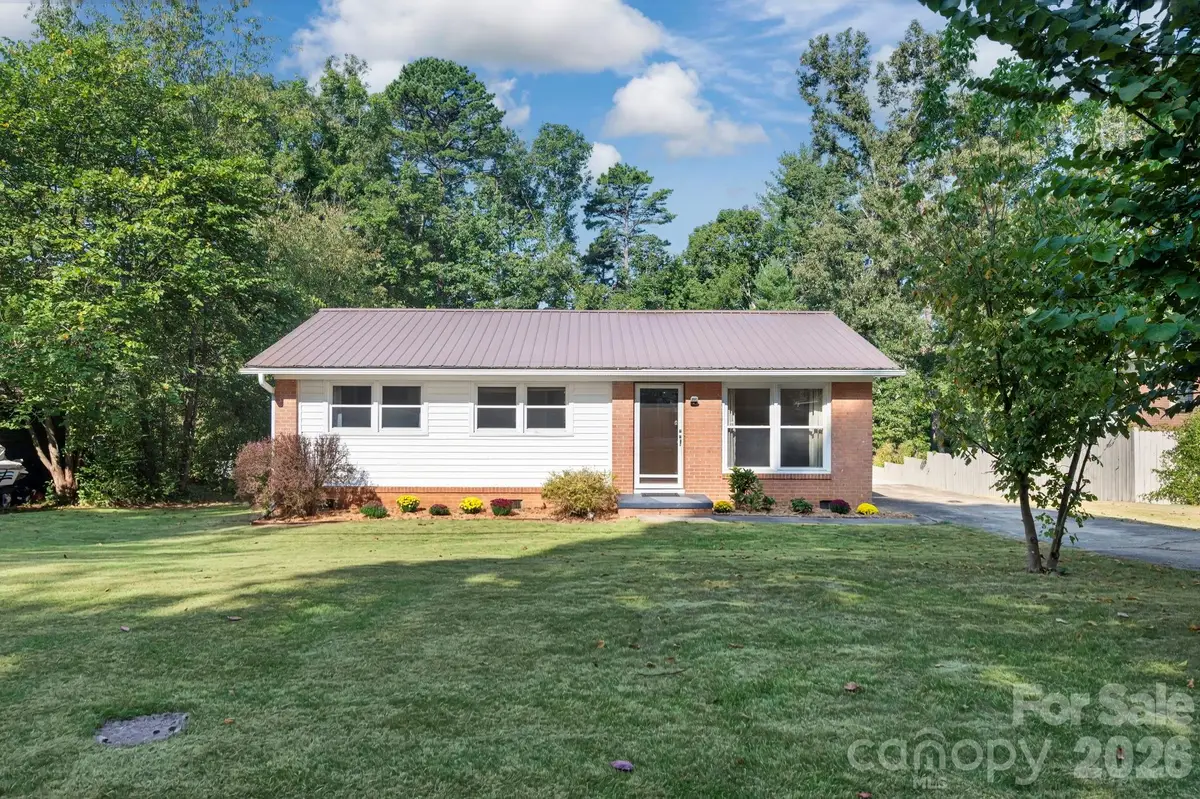 220 Richmond Hill Drive, Asheville, NC 28806 - #1