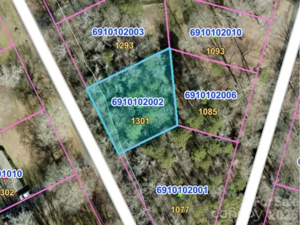1301 Rainbow Circle, Catawba, SC 29704