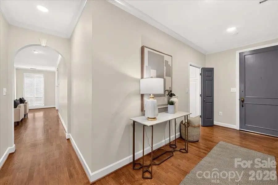 906 Cherokee Road, Charlotte, NC 28207 - #3