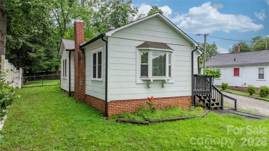 114 Virginia Street Nw, Lenoir, NC 28638 - #2