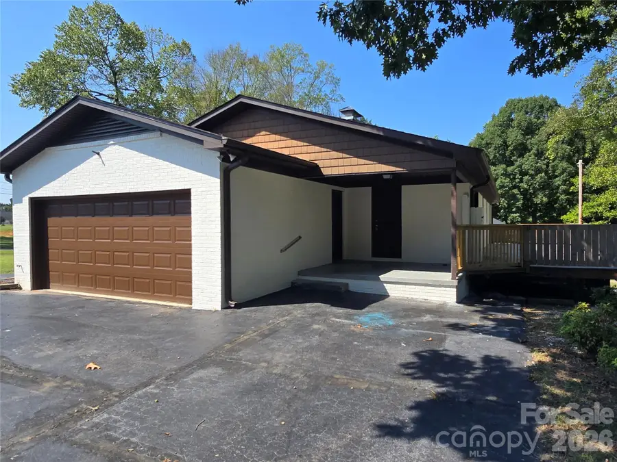 506 Pine Street, Landis, NC 28088 - #3