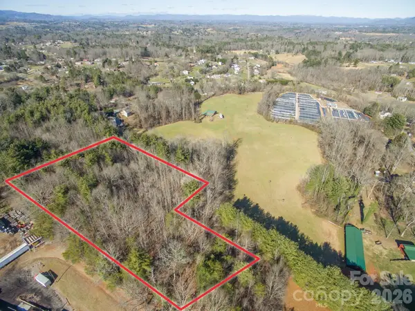 99999 Sunnyview Terrace #A, Asheville, NC 28806