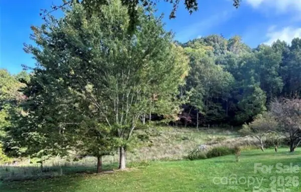 108 Lanning Road, Clyde, NC 28721