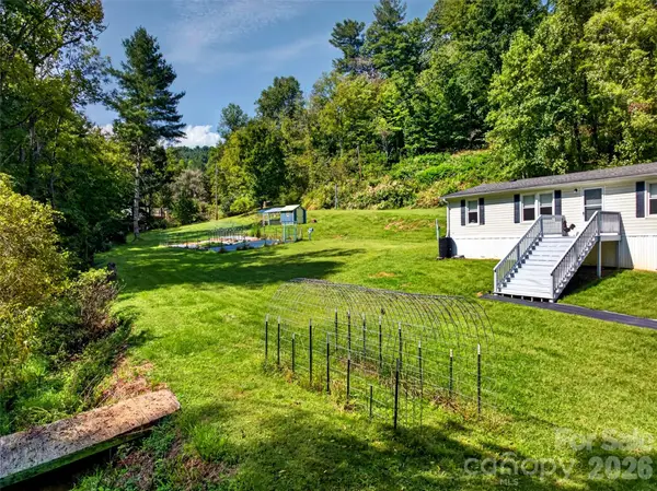 1000 Halewood Road, Marshall, NC 28753
