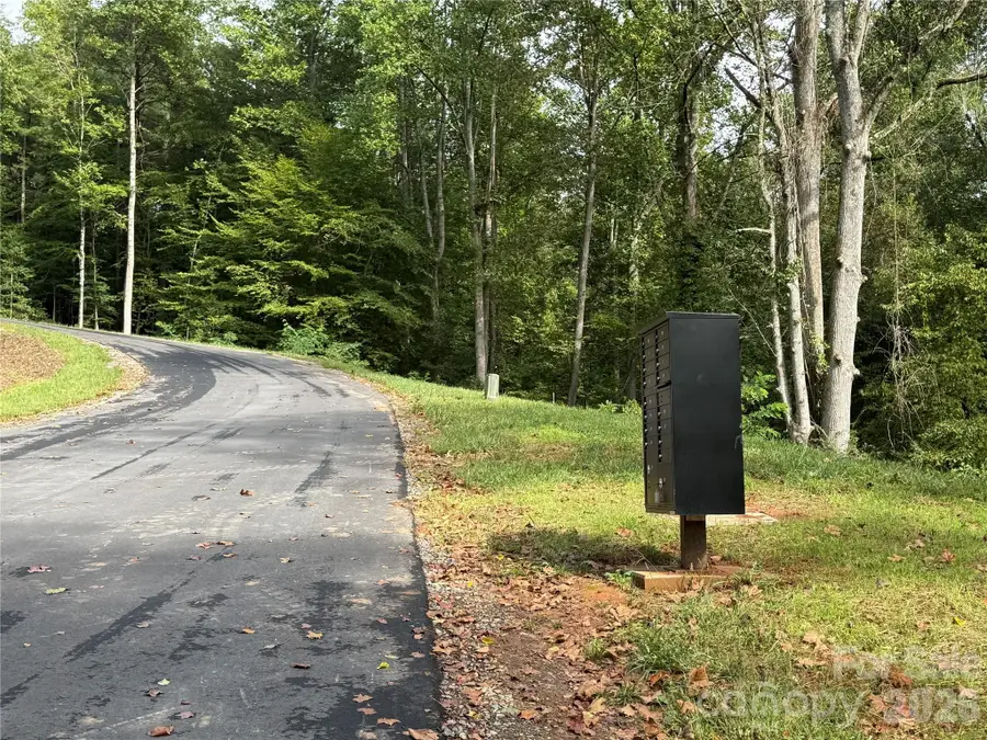 000 Reserve Way #10, Hendersonville, NC 28792 - #3