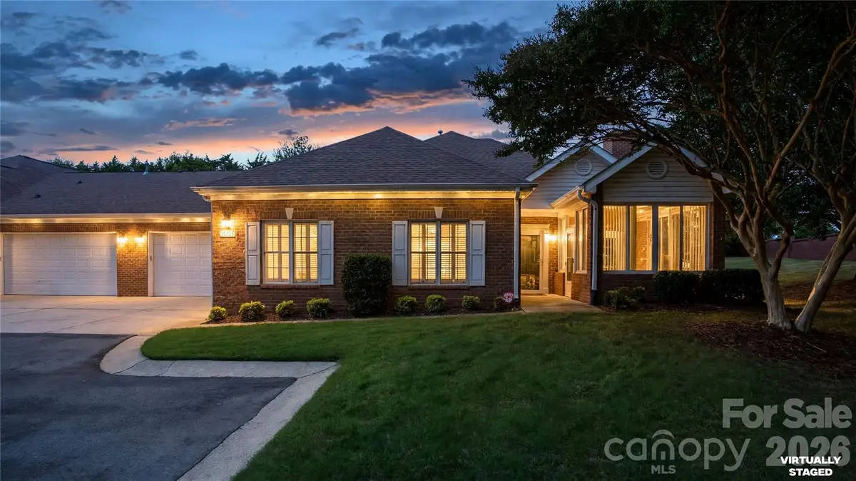 10925 Oakside Court, Pineville, NC 28210 - #1