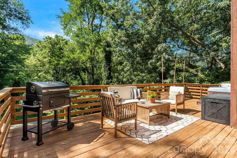 193 Shadow Lane, Waynesville, NC 28786 - #2
