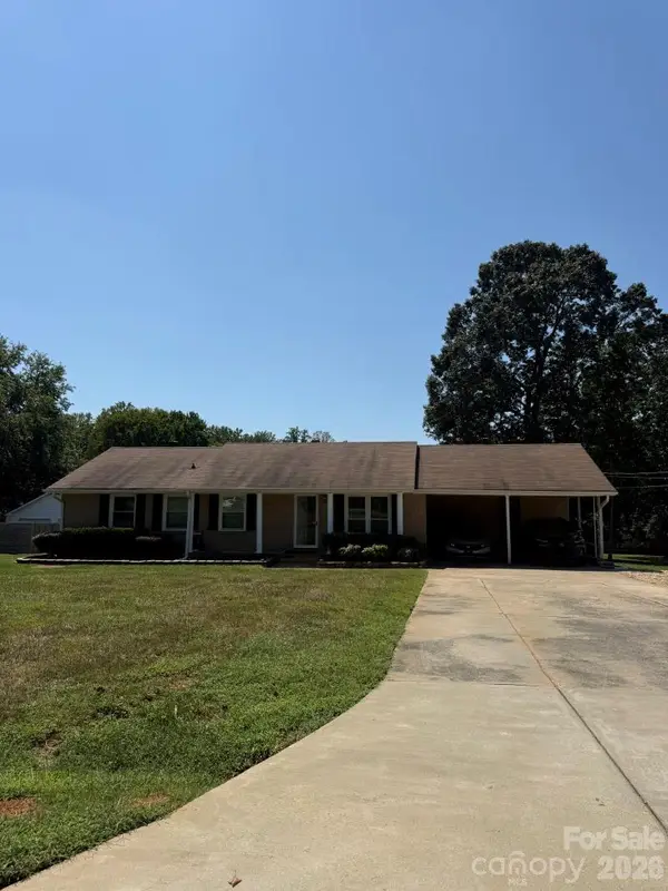 3432 Farrhill Road, Charlotte, NC 28214