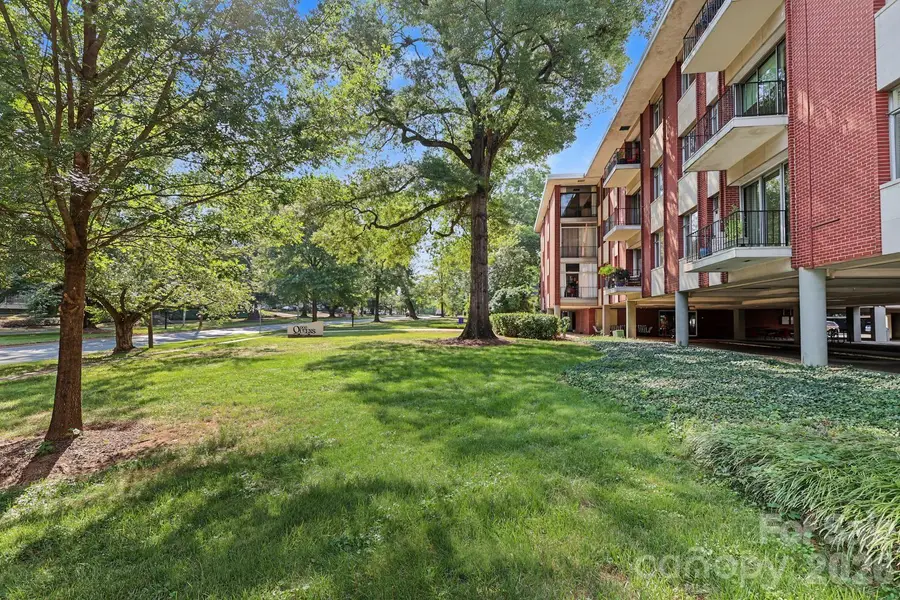 1300 Queens Road #219, Charlotte, NC 28207 - #2