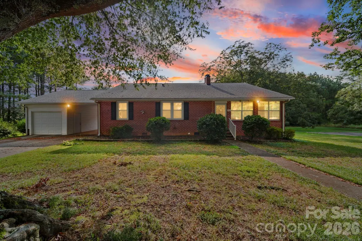 311 Old Nc 277 Loop Road, Dallas, NC 28034 - #1