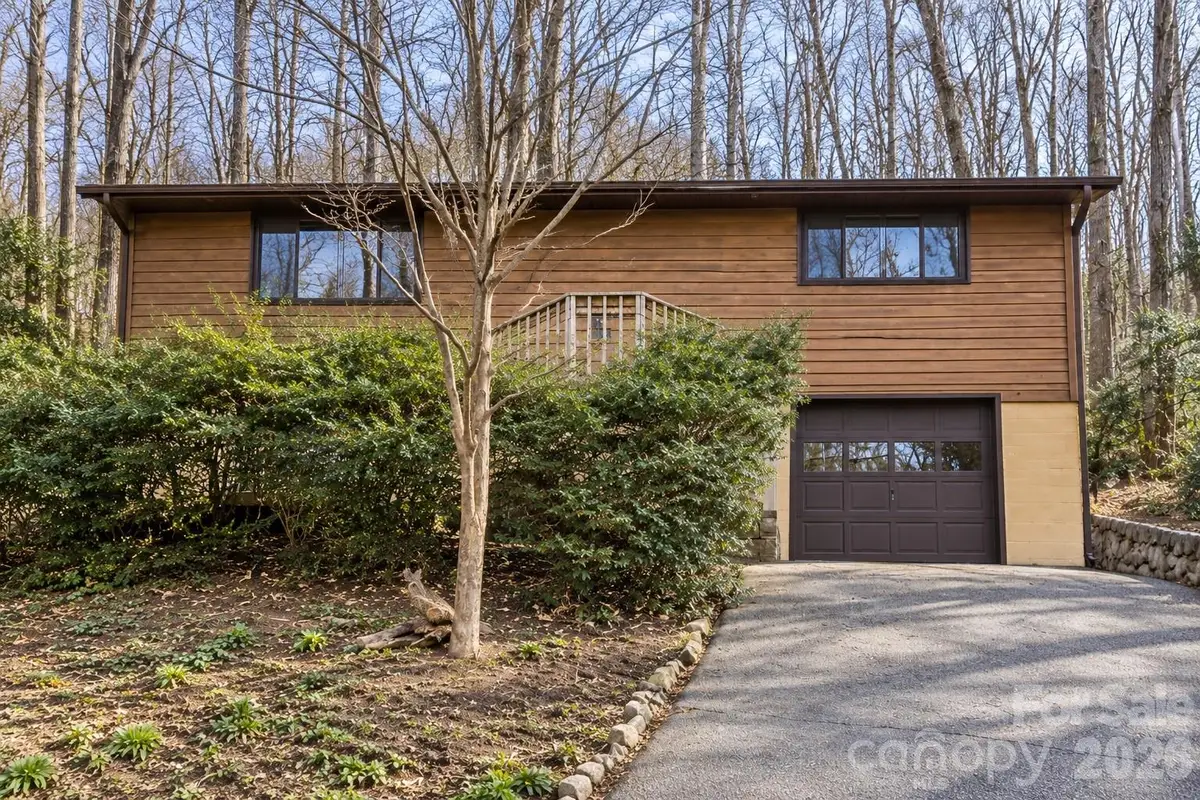 8 Shadywood Circle, Asheville, NC 28803 - #1