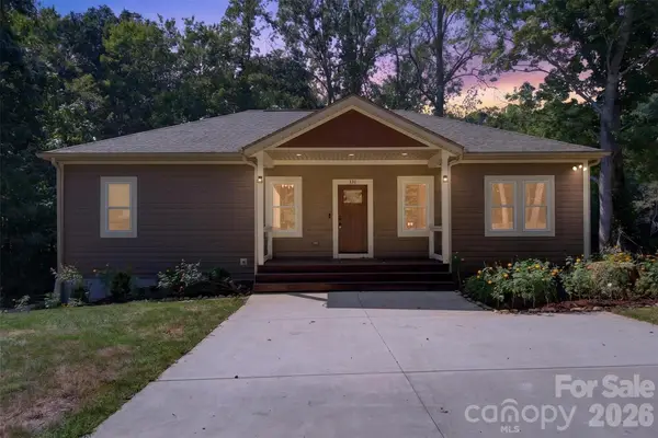 131 Ridge Road, Candler, NC 28715