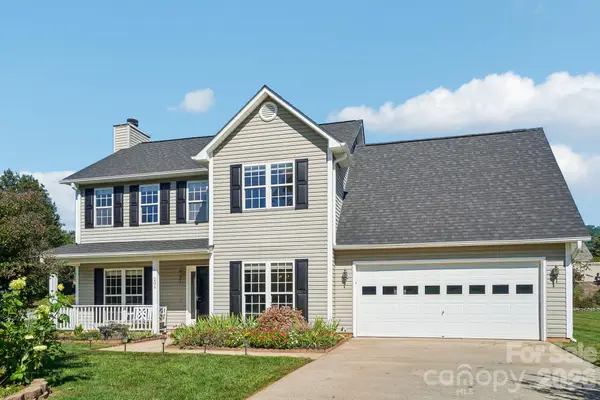 206 Rolling Meadow Road, Fletcher, NC 28732