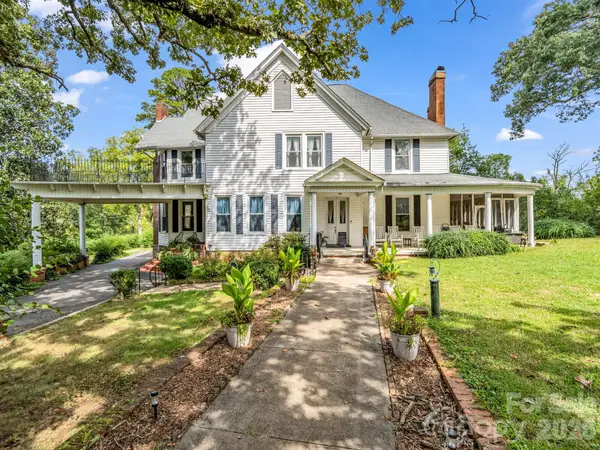 252 Spencer Street, Ellenboro, NC 28040
