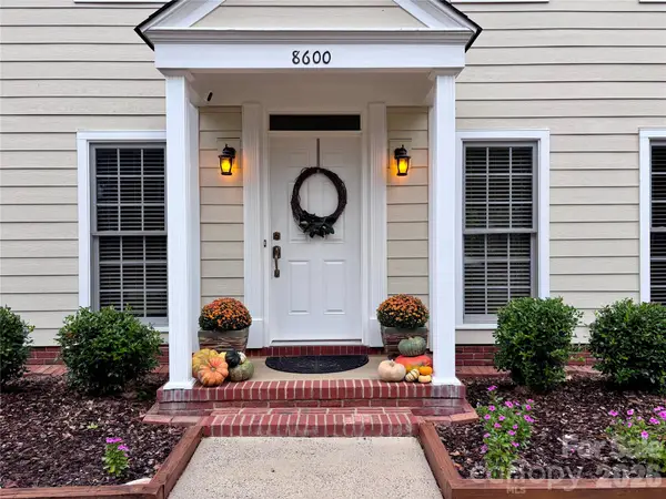 8600 Beeswood Drive, Charlotte, NC 28277