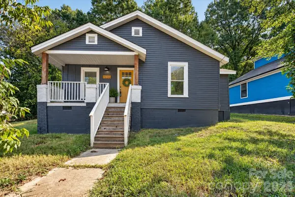 216 N Vance Street, Gastonia, NC 28052