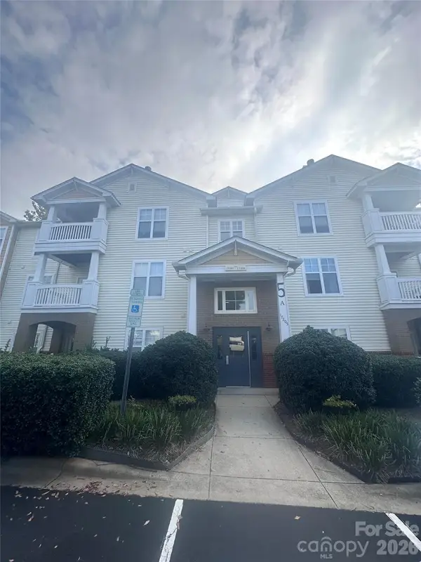 17215 Doe Valley Court, Cornelius, NC 28031