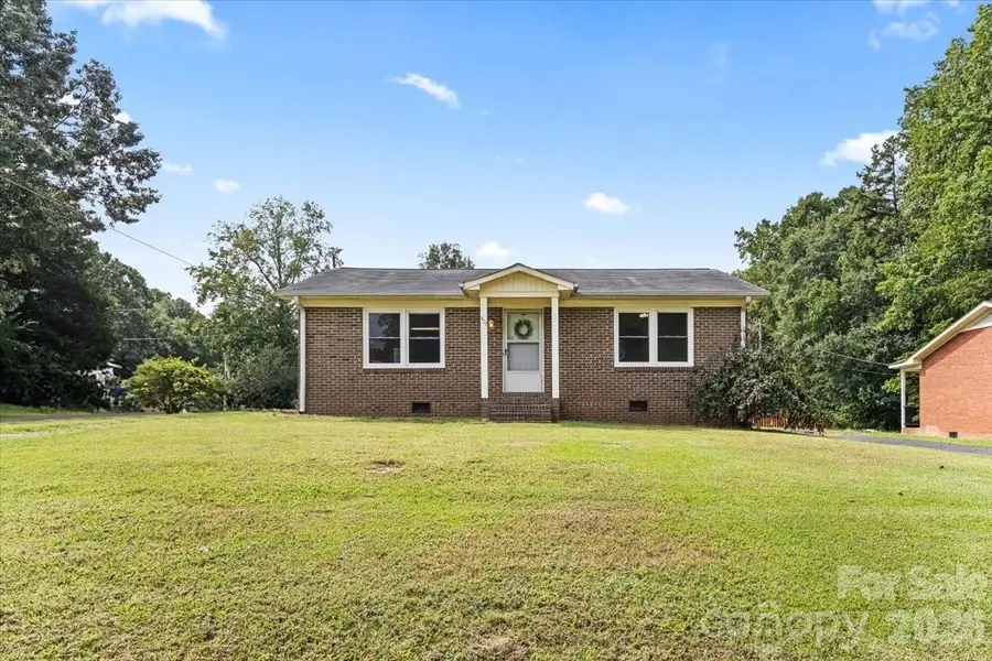 417 W Buckoak Street, Stanley, NC 28164 - #3