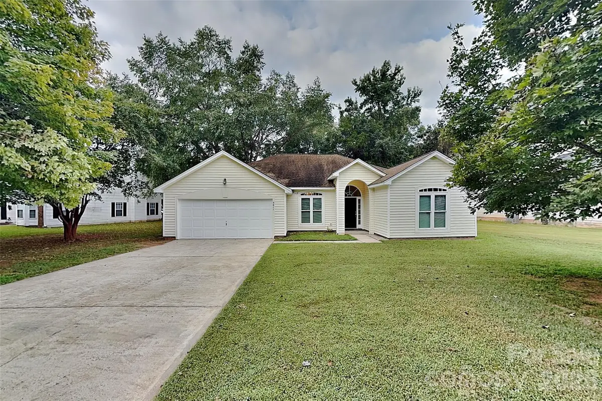5611 Timbertop Lane, Charlotte, NC 28215 - #1