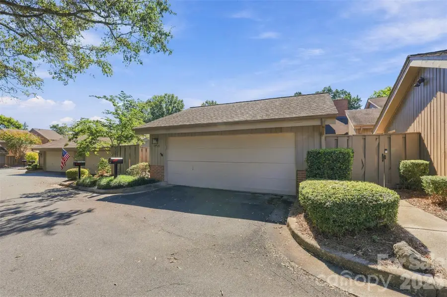 4921 Torrey Pines Court, Charlotte, NC 28226 - #3