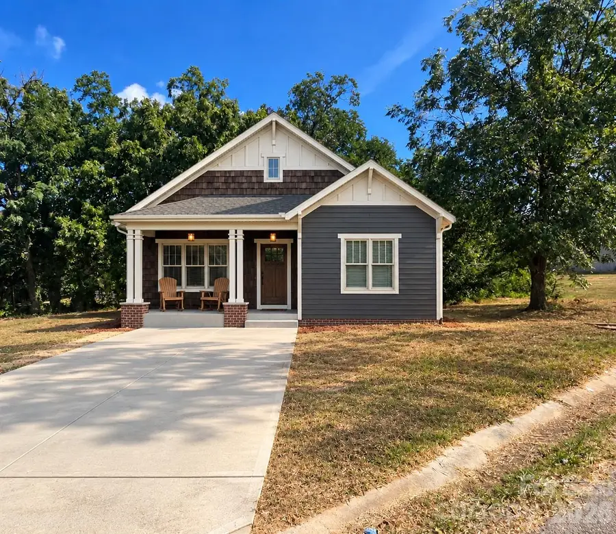 105 Murray Street, Chester, SC 29706 - #3