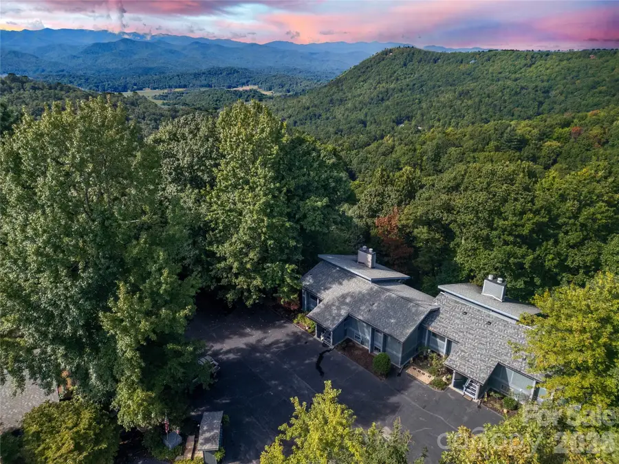 210 Tinequa Drive, Brevard, NC 28712 - #2