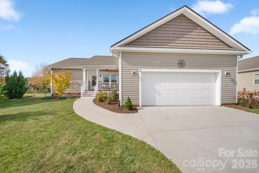 457 Riverwind Drive, Hendersonville, NC 28739 - #2