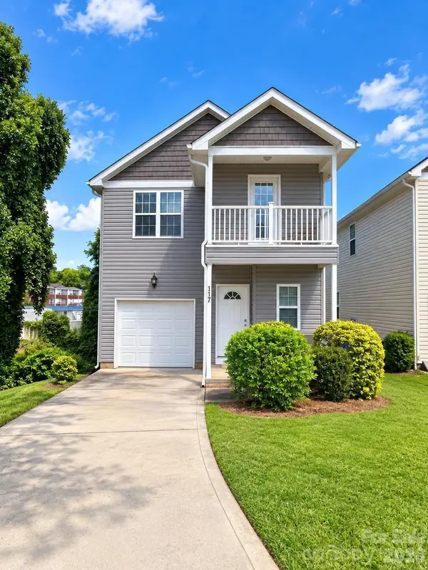 117 Lookout Point Place, Mooresville, NC 28115