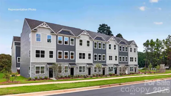 513 Annagh Drive, Charlotte, NC 28217
