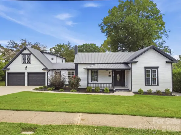 315 S Main Street, Davidson, NC 28036