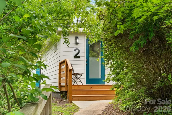 2 Laban Lane, Asheville, NC 28805
