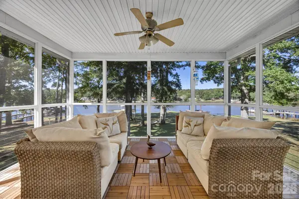 1960 White Road, Camden, SC 29020