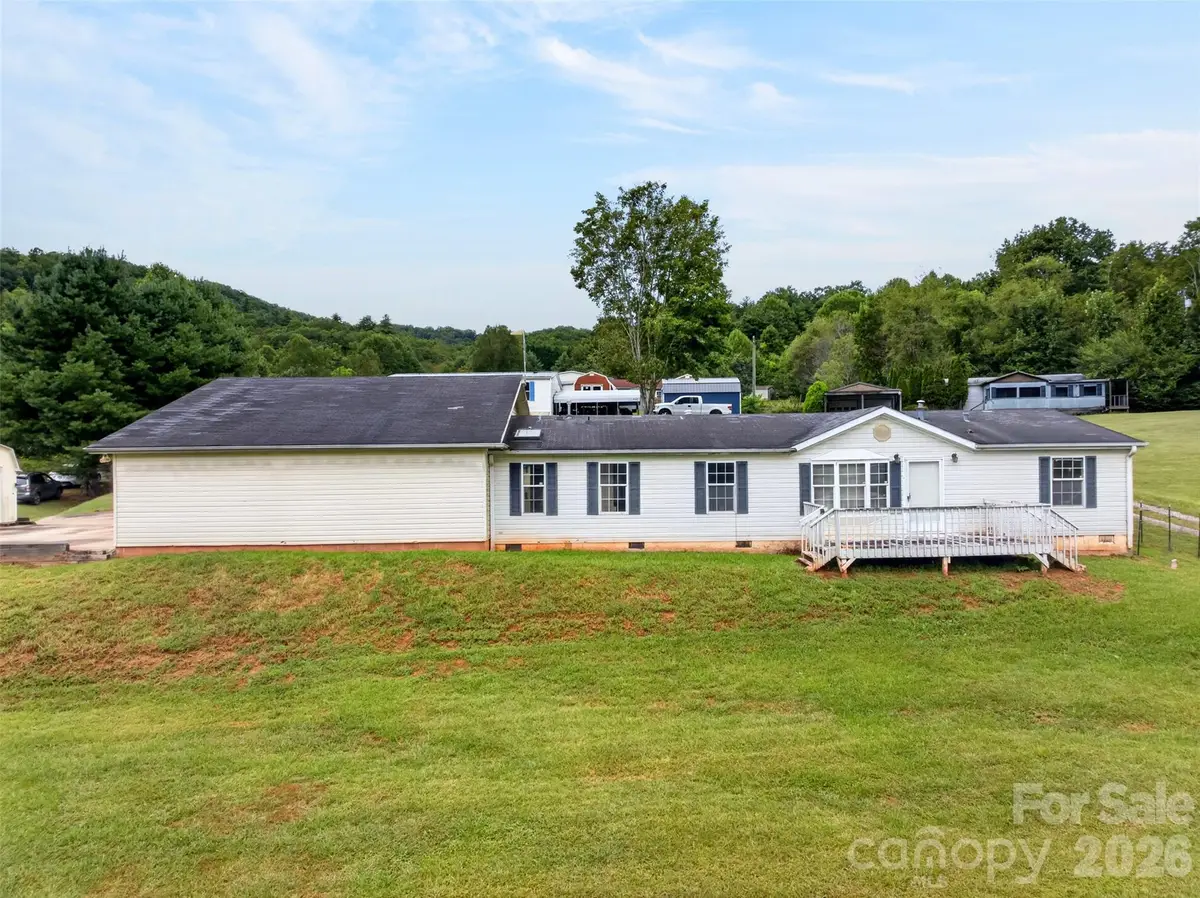 3 S Creek Drive, Leicester, NC 28748 - #1