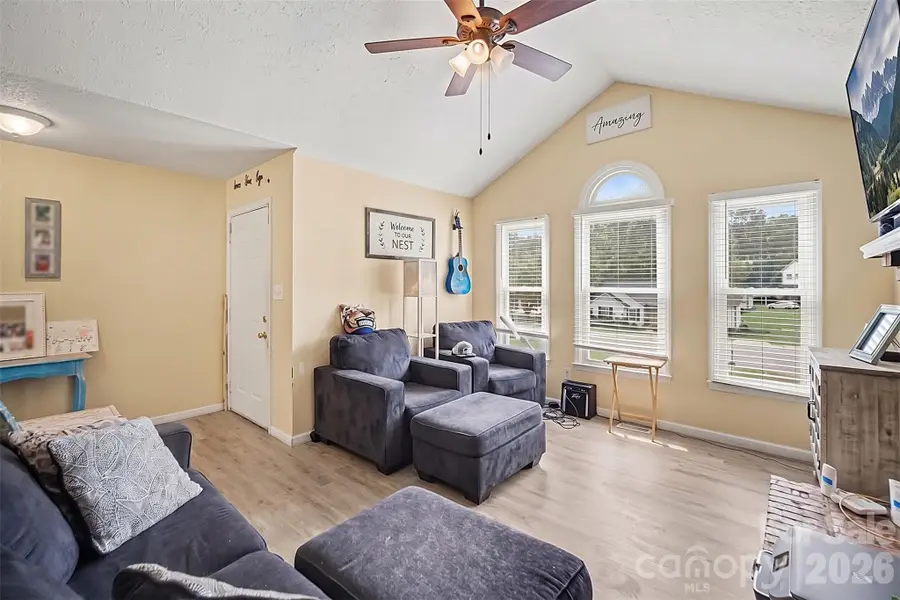 412 Caswell Avenue, Bessemer City, NC 28016 - #3
