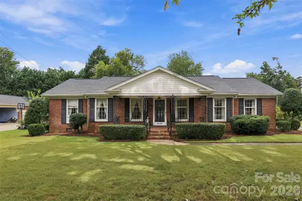 3223 Gardner Park Drive, Gastonia, NC 28054