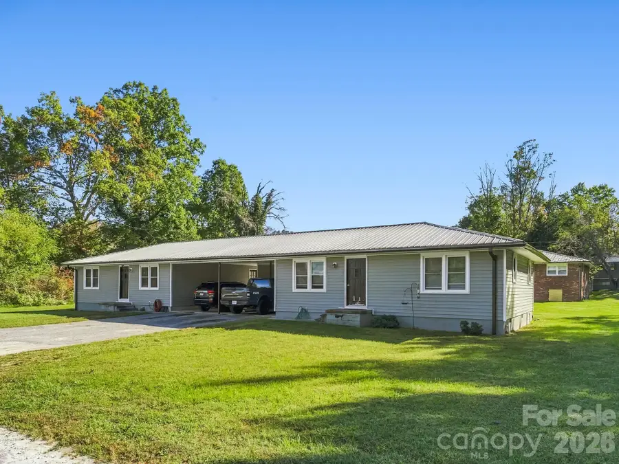 17 Randolph Avenue, Flat Rock, NC 28731 - #3