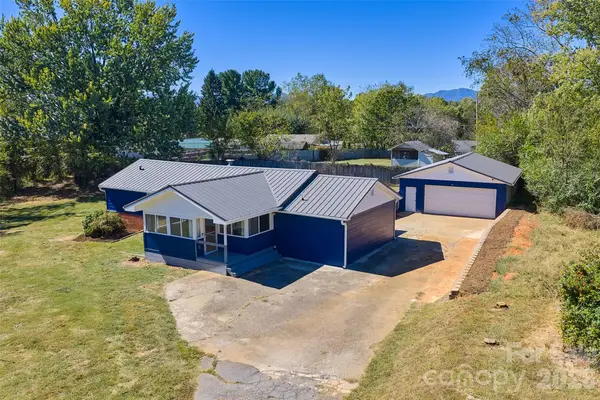 181 Moody Avenue, Candler, NC 28715