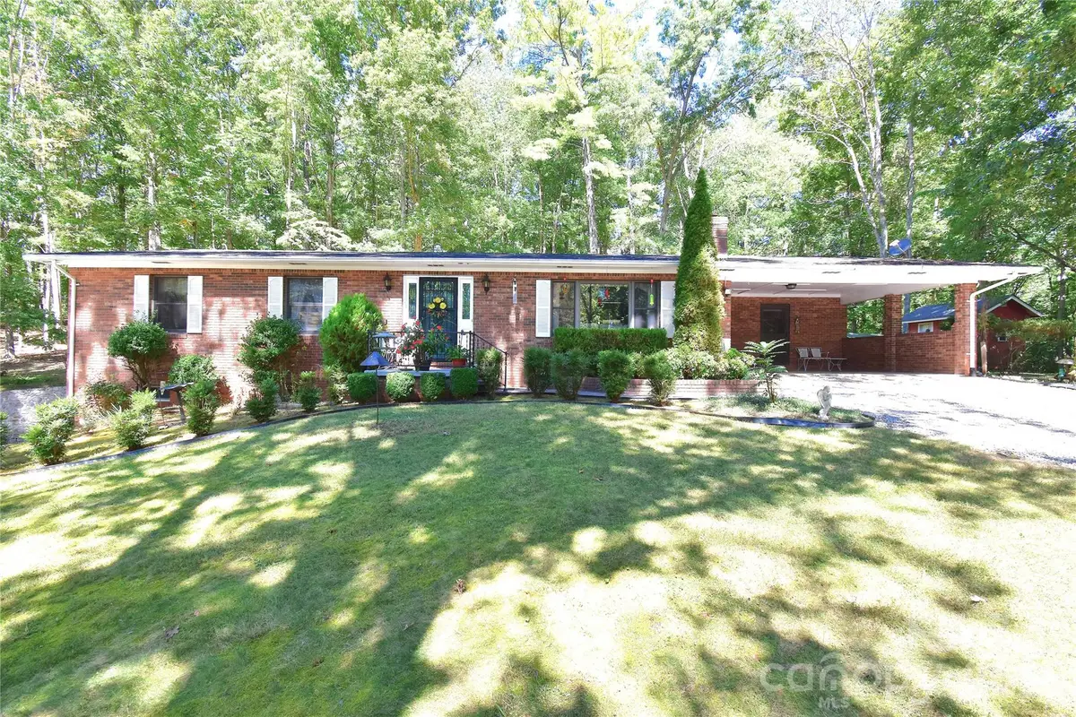 39 Maynard Road, Candler, NC 28715 - #1