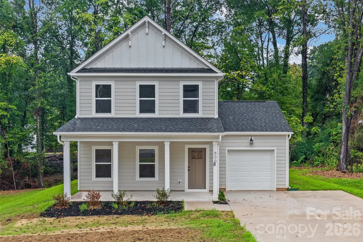600 W Lewis Street, Dallas, NC 28034 - #1