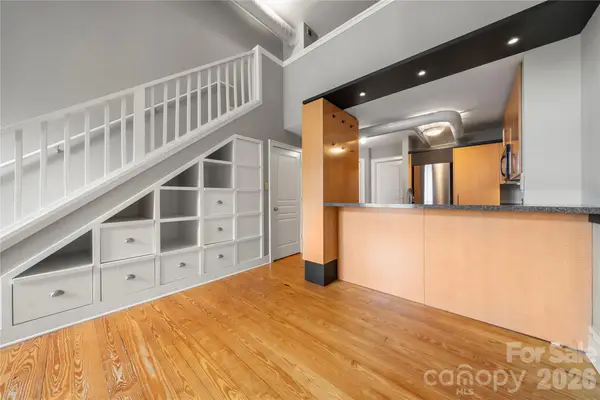 404 N Laurel Avenue, Charlotte, NC 28204