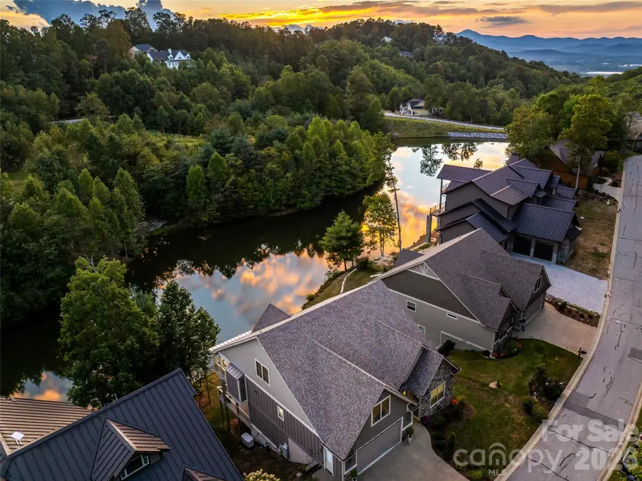 158 Narrows Run Loop, Hendersonville, NC 28791 - #2