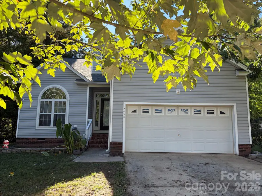 9600 Veronica Drive, Charlotte, NC 28215 - #2
