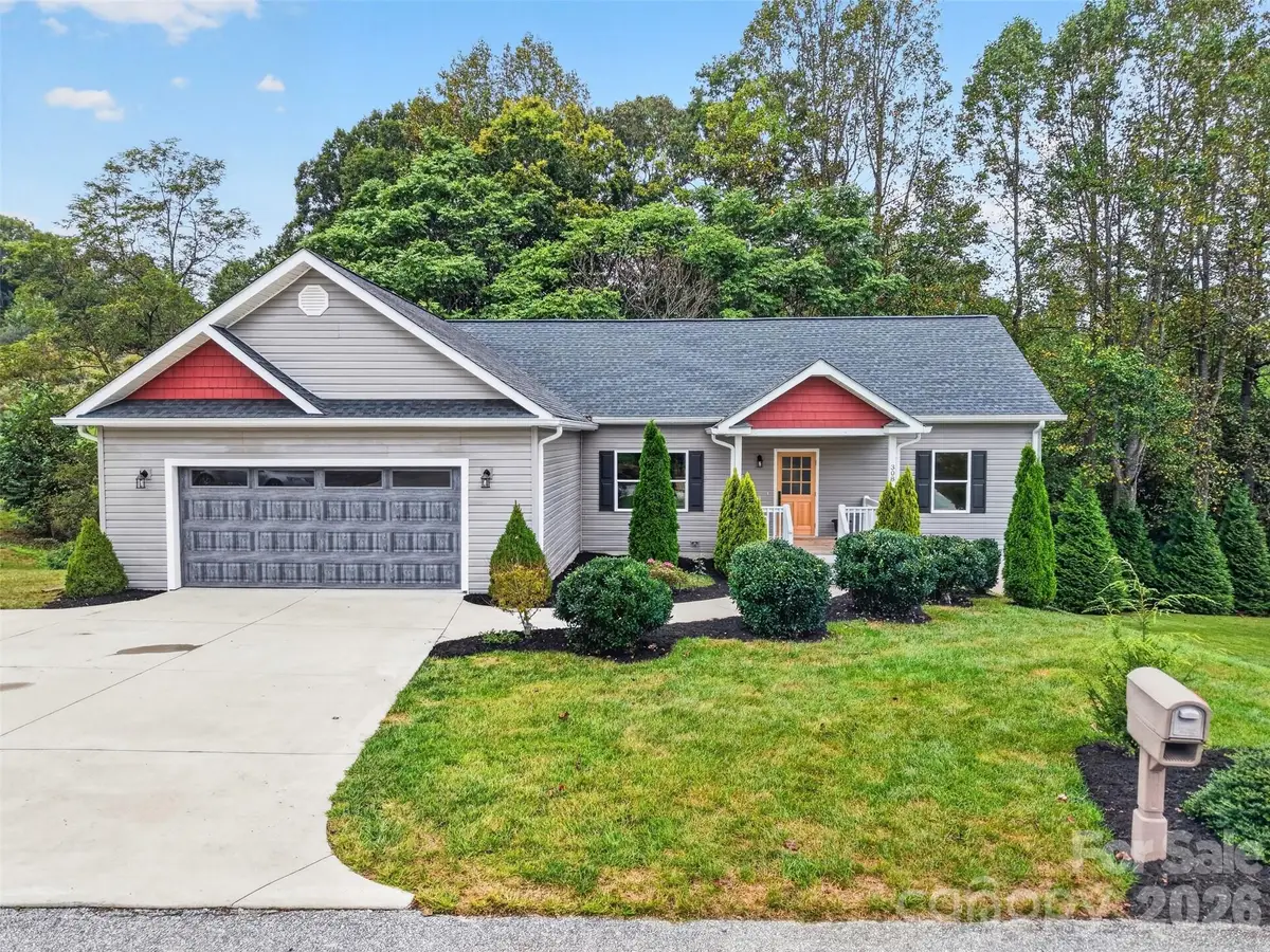 308 Beck Creek Circle, Flat Rock, NC 28731 - #1