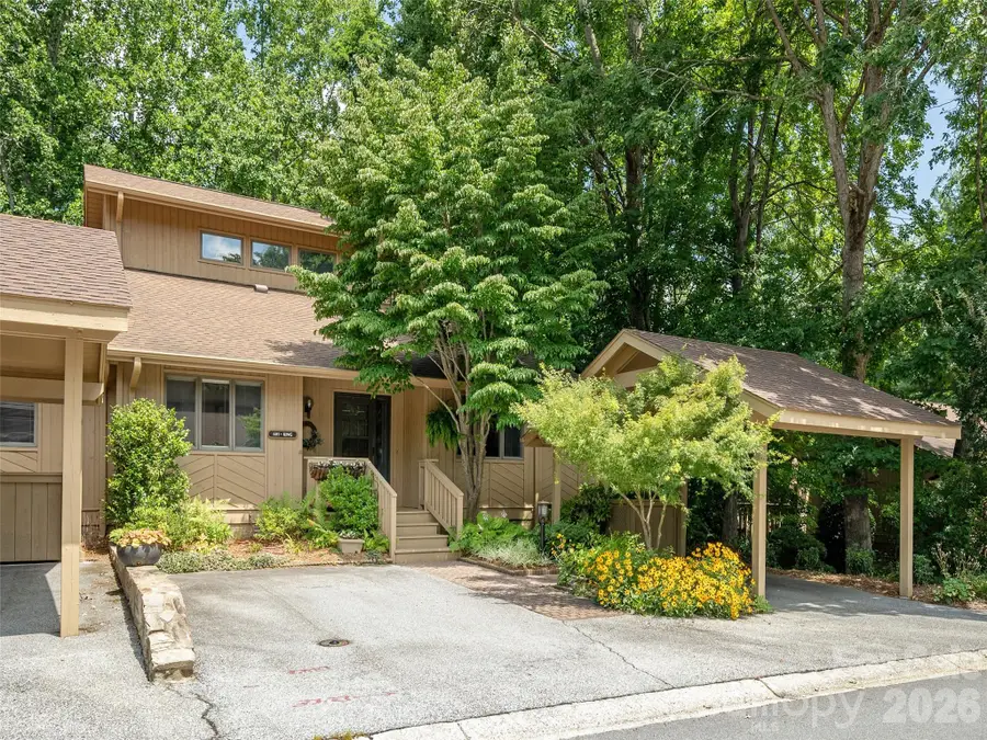 601 Red Oak Drive, Hendersonville, NC 28791 - #2