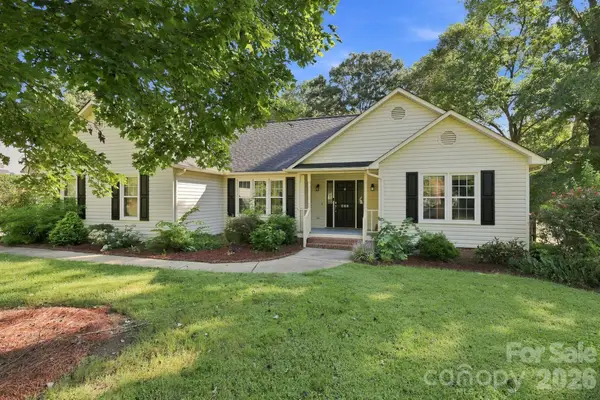 303 N Deerfield Circle, Salisbury, NC 28147