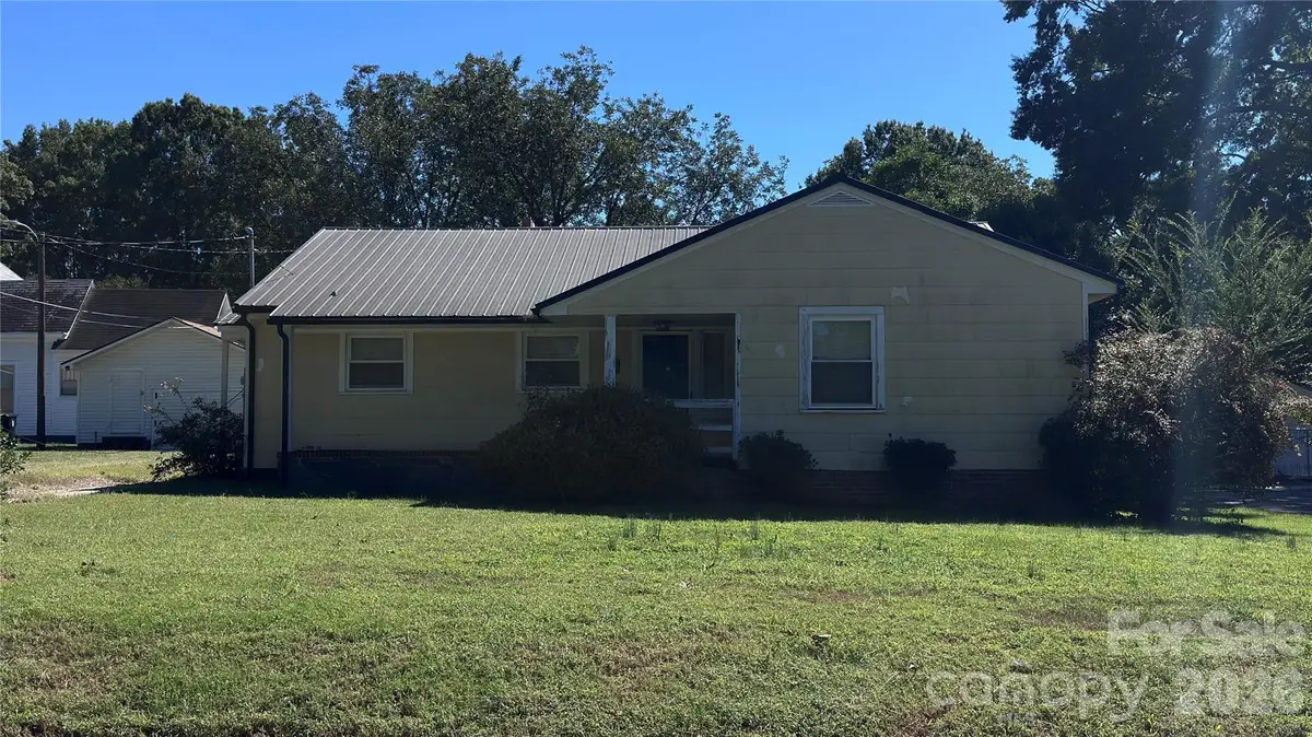 633 Oak Street, Mooresville, NC 28115 - #1